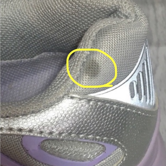 $5 ADD ON ⭐️ATHLETIC RUNNERS GREY SILVER LILAC  SIZE 6 - Picture 7 of 11